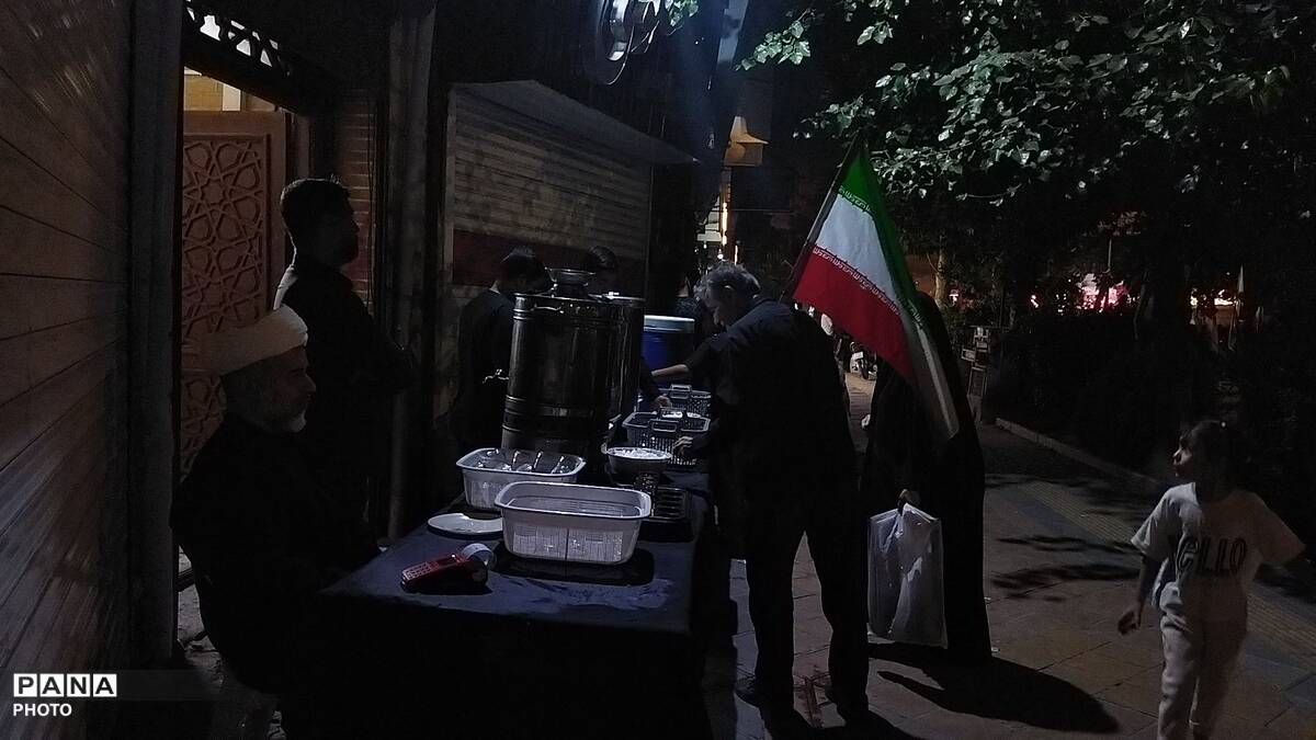 چایخانه حوزه علمیه گلشن در صد و بیست و دومین شب 