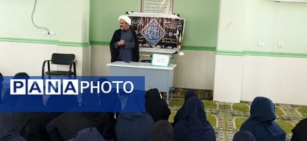 گرامیداشت ایام فاطمیه در مدارس پارسیان