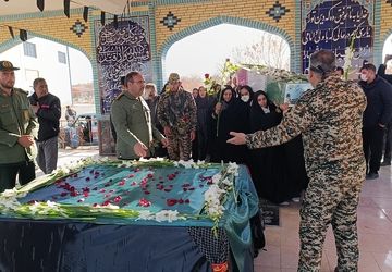 مراسم تشییع پیکر شهید گمنام در شهر سفیددشت 