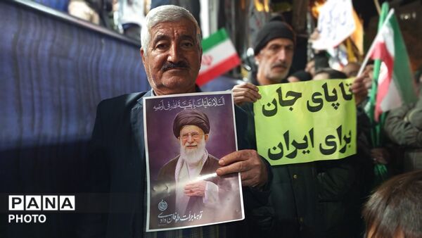 حضور باشکوه مردم شهرستان فرزانگان (بروجرد) در شب پنجاه و پنجم