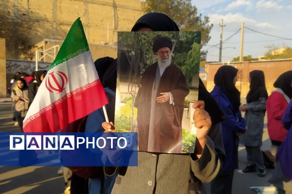 شن ۲۲ بهمن در دبیرستان شهیدان اسماعیلی‌منش