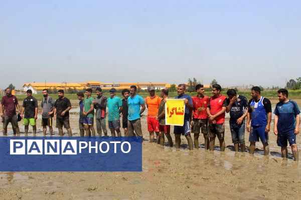 جشنواره فرهنگی و ورزشی بازی‌های شالیزاری در گلوگاه 