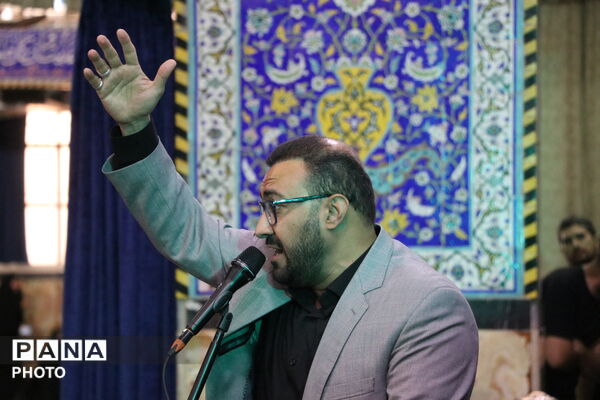 بزرگداشت رهبر شهید ایران در مسجد حظیره استان یزد