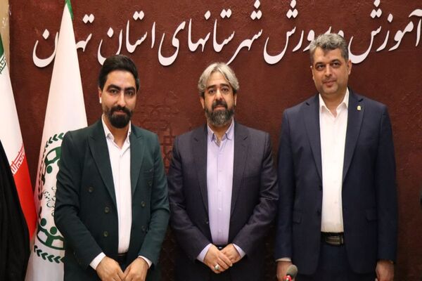 نشست صمیمی فعالین رسانه ای دانش‌آموزان با مدیرعامل خبرگزاری پانا