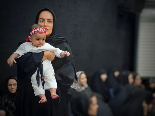 حماسه عشق و وفا در جمع شیر‌خوارگان حسینی