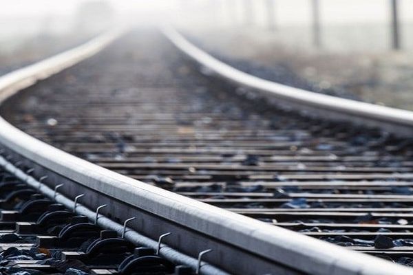 تحقق سهم ۳۰ درصدی حمل ریلی با نرخ‌های فعلی سوخت امکان‌پذیر نیست