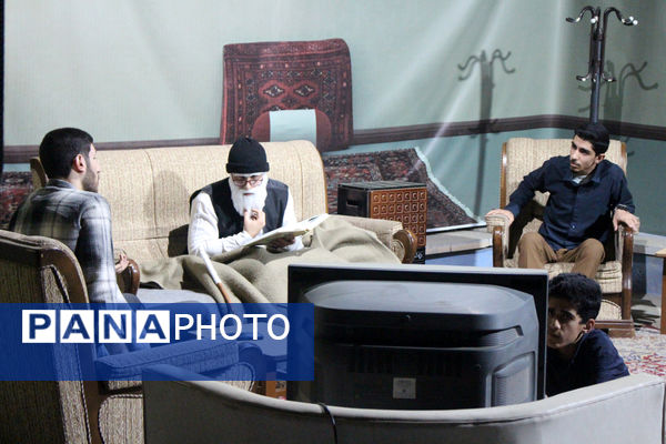 روایتگری طلاب جوان در یادواره شهدای مدرسه حقانی قم