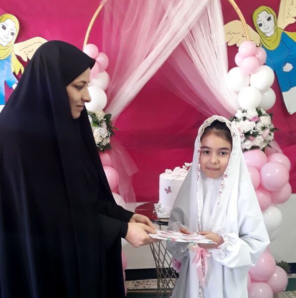 جشن تکلیف دختران دبستان حضرت مریم یک سملقان