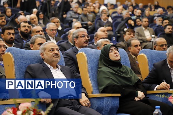 تکریم سازندگان فردای ایران