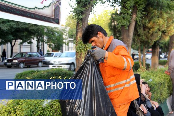 اجتماع غدیر با محکومیت جنایات رژیم صهیونیستی در شهرکرد