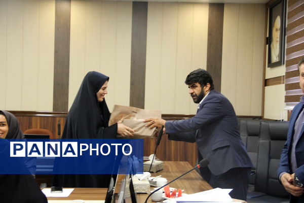 برگزاری جلسه تخصصی مراقبین سلامت مدارس ناحیه یک شهرری