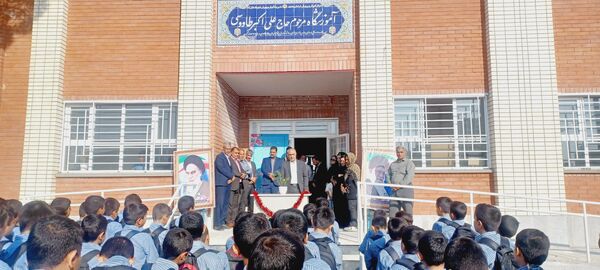 بازدید نماینده منطقه ترشیز کهن از مدارس خلیل آباد