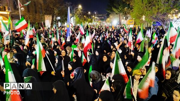 خروش بی نظیر نیشابوری ها در حمایت از سومین رهبر جمهوری اسلامی ایران 