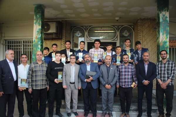 آیین تجلیل از طلایه‌داران پانایی خبر در همدان 