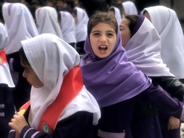 زنگ عاطفه‌ها در دبستان امیرصدرا روحی فرد پور محمودآباد 