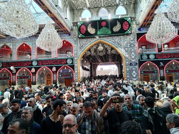 پیاده روی اربعین  و زیارت حرمین مطهر امام حسین علیه السلام و حضرت ابوالفضل عباس علیه السلام 