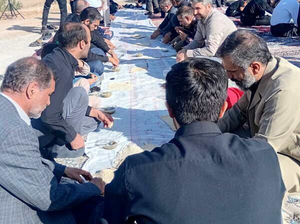 برگزاری مراسم پرفیض دعای ندبه در تپه نورالشهدا شهر نقنه