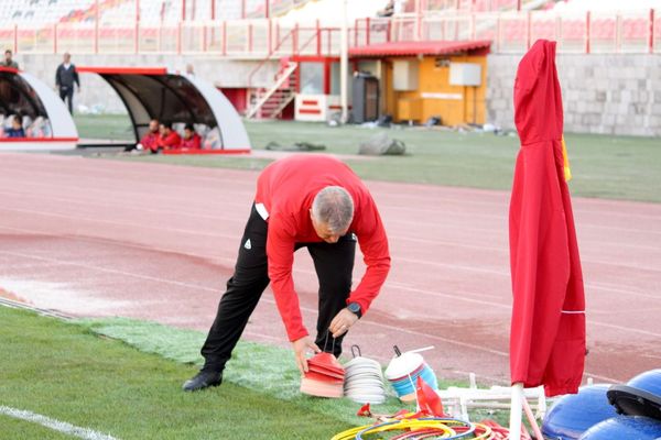 تمرین بازیکنان تیم تراکتور پیش از بازی با الوحده امارات