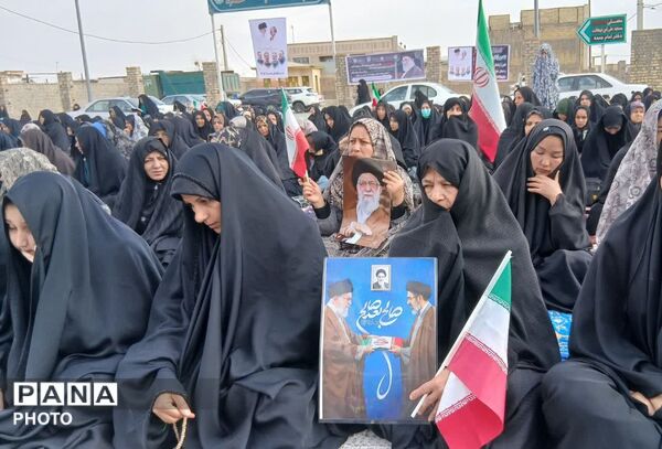 جلوه‌هایی از برگزاری نماز عید سعید فطر در شهر جعفریه قم