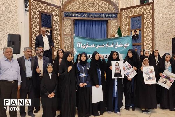 اجتماع فرهنگیان در آستانه بازگشایی مدارس در نماز جمعه شیراز