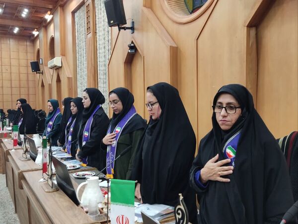 نشست هم‌اندیشی مسئولان سازمان دانش‌آموزی استان فارس روز اول