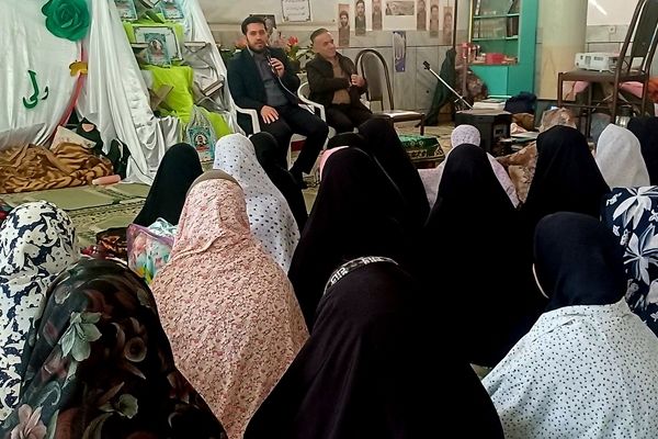 اعتکاف، پرواز دل‌های دختران دانش‌آموز کوهپایه