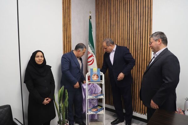 آیین رونمایی از کتاب «معلم پژوهنده» در مراغه برگزار شد