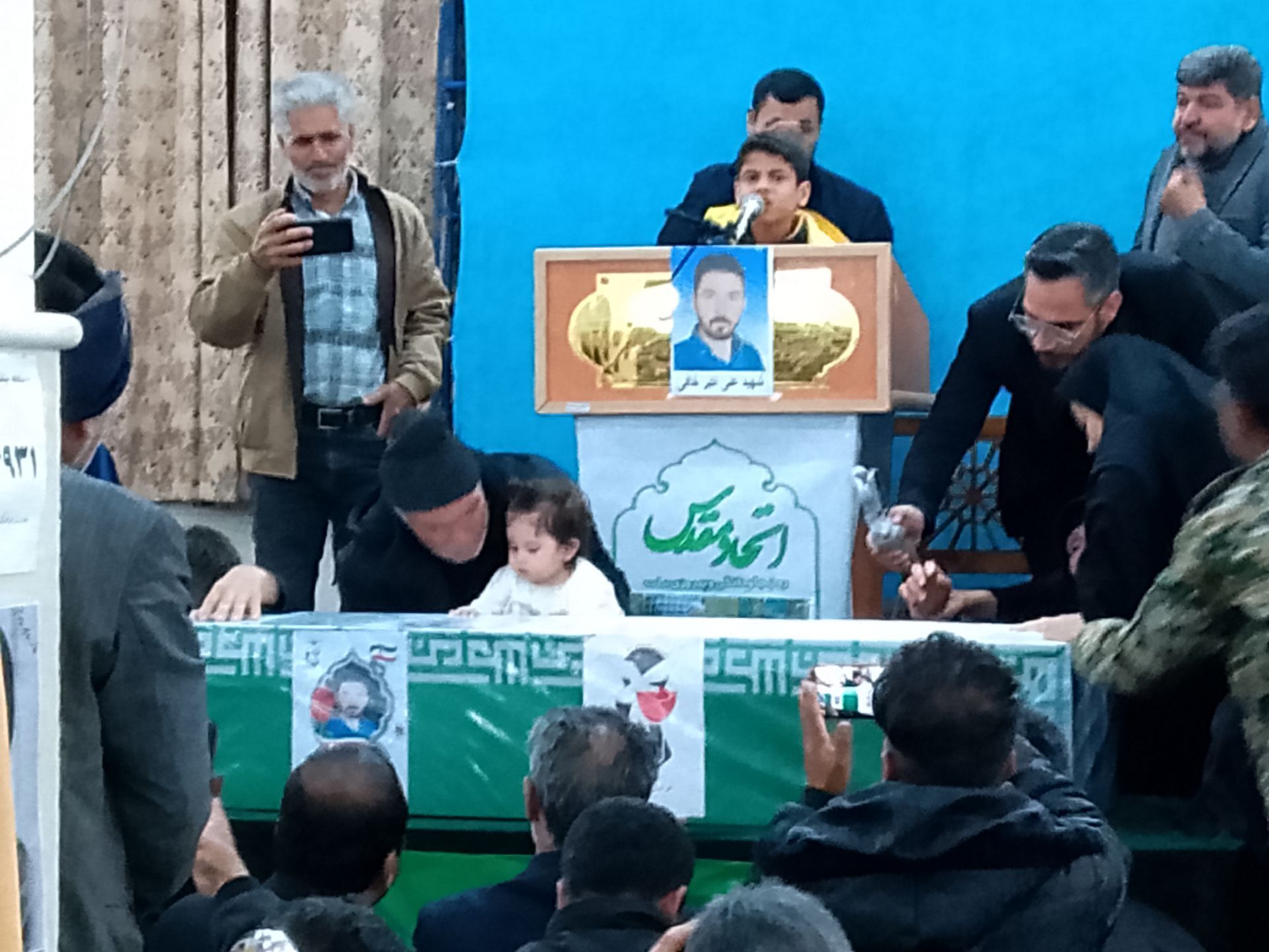 مراسم وداع با شهید علی‌اکبر خوافی در شهرستان میان‌جلگه