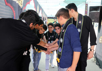 تلفیق فرهنگ، خدمت و نشاط در مسیر زائران رضوی