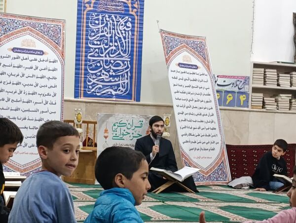 برپایی سفره افطار و برگزاری جلسه قرآن در شب ولادت امام حسن مجتبی (ع)