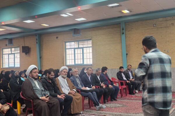 اعزام دانش‌آموزان دختر استان فارس به حج عمره