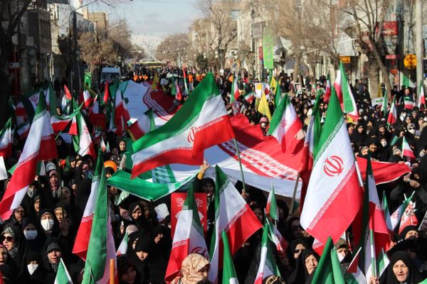 یک زنجان متحد در روز ۲۲بهمن 