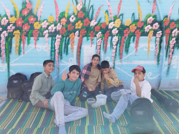 روزی با نشاط و عالی برای دانش آموزان دبیرستان نمونه دولتی دانش