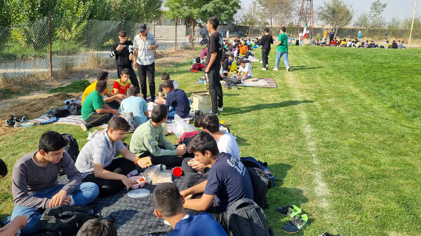 صبحانه سالم دبیرستان نمونه دولتی پژوهش آشخانه 
