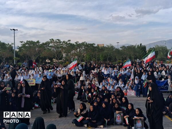 میناب 168، رمز مقدسی برای دختران ایران زمین