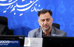 بازنگری بسته‌های یادگیری و تربیتی برمبنای نیاز جامعه