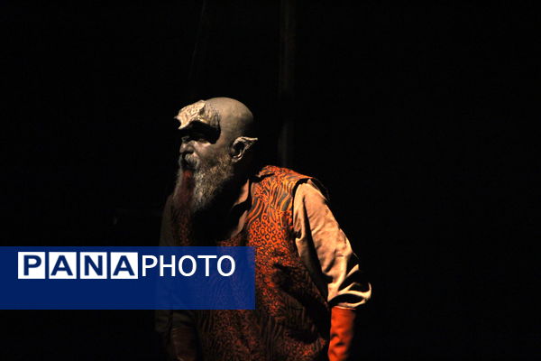 اجرای نمایش عاشقانه‌ حماسی شام آخر در یزد