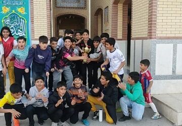  جشنواره فوتبال بین کلاسی در لارستان 