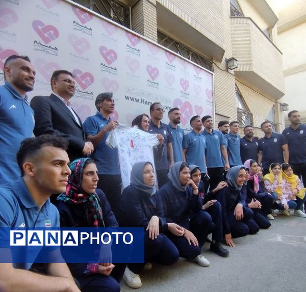 حضور ستارگان تیم ملی فوتسال جمهوری اسلامی ایران در شهر مشهد مقدس