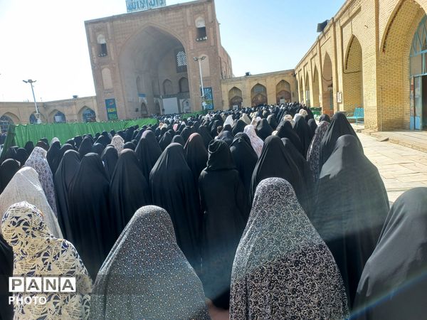 اولین نماز جمعه ماه مبارک رمضان در نیشابور 