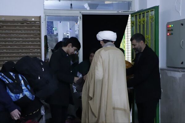 در آغوش سکوت و دعا