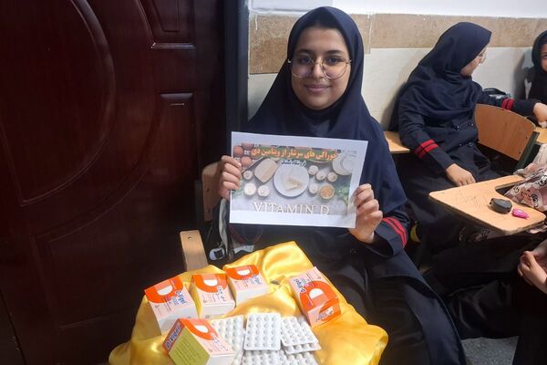 طرح توزیع مکمل‌های آهن و ویتامین D میان دانش‌آموزان متوسطه در مدارس ملارد