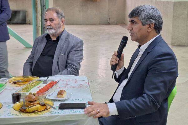  آیین افتتاح جشنواره ماها و ایران‌مون در دبیرستان خدیجه کبری پردیس 