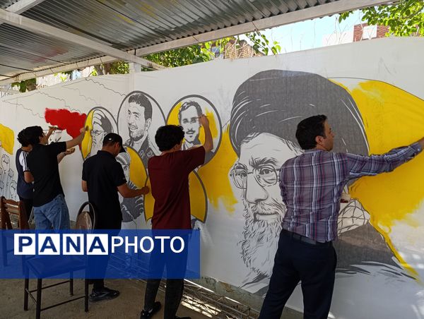 نمایشگاه نقاشی حماسه حسینی در اداره آموزش و پرورش ناحیه ۷ مشهد مقدس