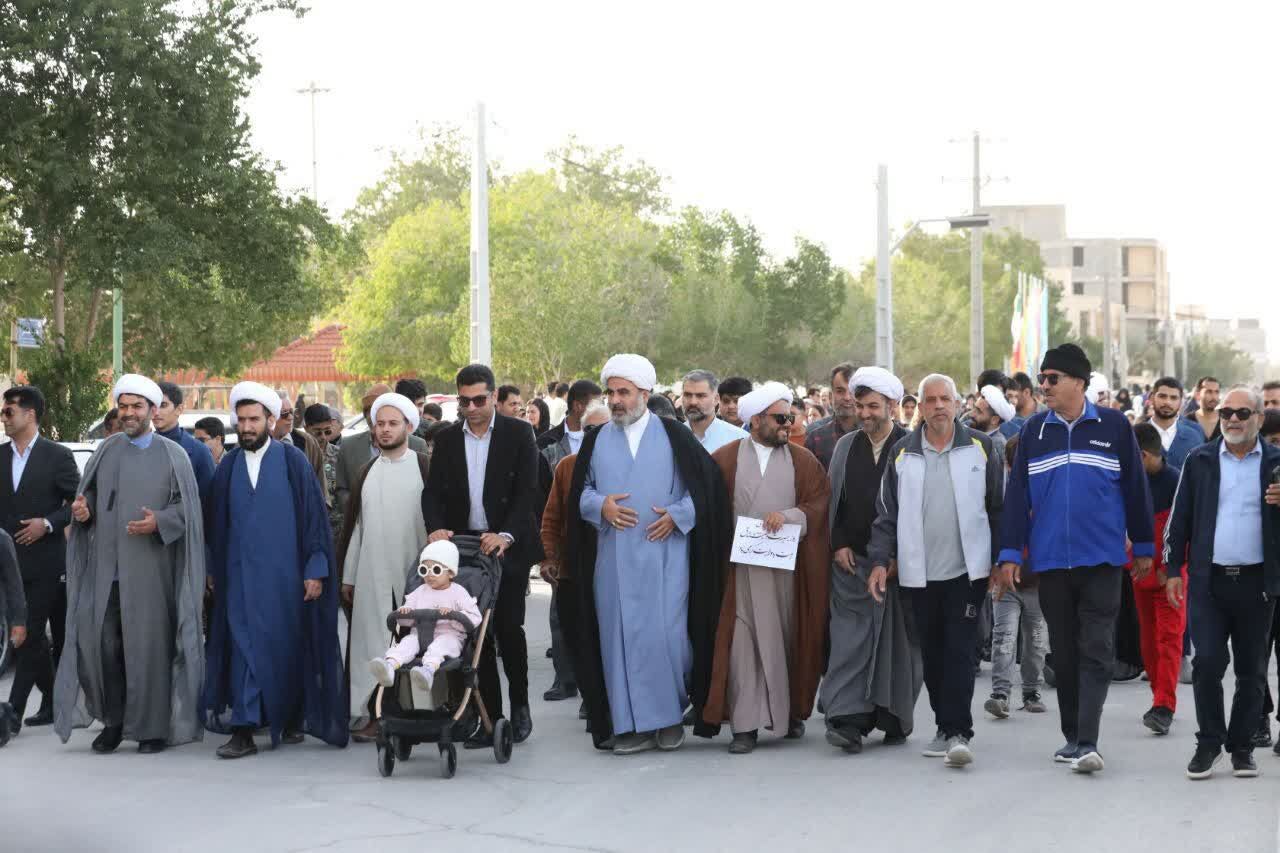 همایش پیاده‌‌‌‌روی خانوادگی در پارسیان