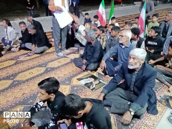  آیین گرامیداشت شهید فرزاد دیوزاری با حضور مردم و خانواده‌های شهدا در فین