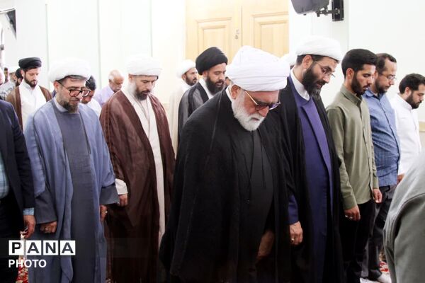 ادای احترام تولیت آستان قدس رضوی به مرد سیاست آیت‌الله مدرس