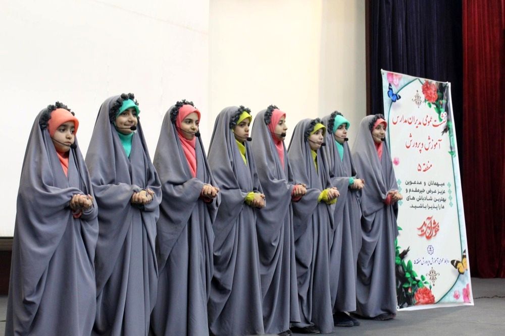 خلاقیت و بهره‌گیری از دانش روز در مدیریت مدارس ضروریست