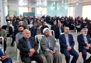 نشست معاونان و مربیان پرورشی در آمل 