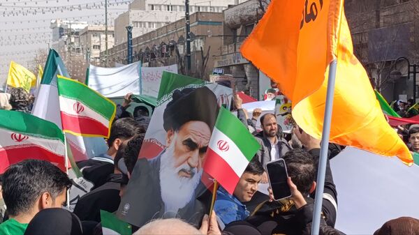 حضور پرشور مردم مشهد در راهپیمایی ۲۲ بهمن؛ تجدید میثاق با آرمان‌های انقلاب اسلامی